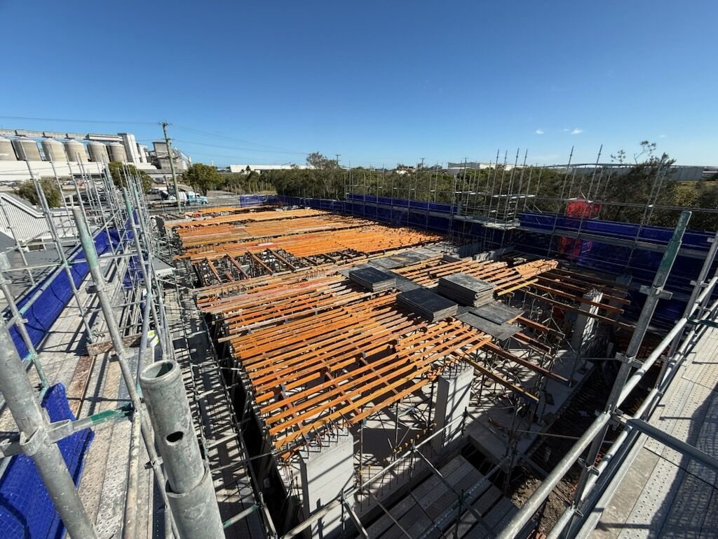 33 Unit Pipeline